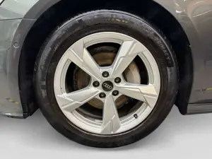 Audi A6 40 TDI quattro S line Matrix BO ACC Vi Bild 5