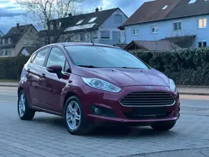Ford Fiesta Titanium ** 2. Hand ** Tüv Neu **