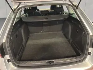 Skoda Superb Combi 2.0 TDI DSG Ambition Bild 5
