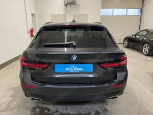 BMW 520 d Touring*LED*ACC*VR-Cockpit*R-KAM*1-HAND* ACC+AHK Bild 5