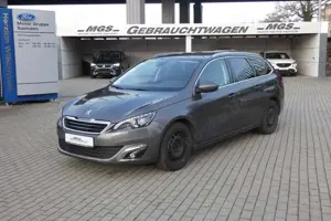 Peugeot 308 SW 1.2 PT130 'Allure' #PDC #KAM #NAVI #SITZHZG Bild 2