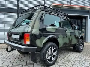 Lada Taiga 4x4 Bild 4