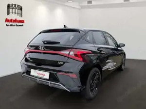 Hyundai i20 Blackline AUTOMATIK MODELL 2026 BOSE Bild 3