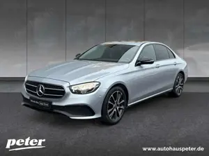 Mercedes-Benz E 300 Avantgarde/9G/LED/Schiebedach/Widescreen