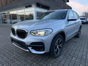 BMW X3 xDrive 20 d*Advantage*LED*AHK*EU6dT*