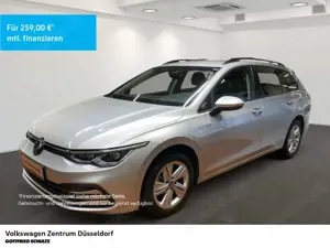 Volkswagen Golf Variant Life 1.5 eTSI DSG Sitzheizung