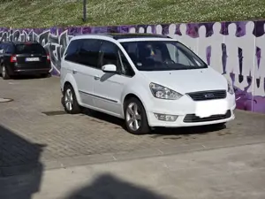 Ford Galaxy 2.2 TDCi DPF Titanium