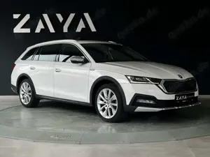 Skoda Octavia 2.0 TDI Scout 4x4*DSG*VIRTUAL*PANO*AHK*