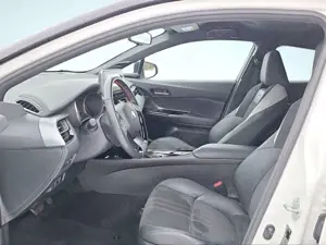 Toyota C-HR GR Sport Hybrid LED Spurhalteass. Keyless Klima SH Bild 3