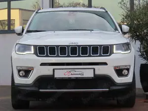 Jeep Compass 1.3 T-GDI I4 Autom. Leder PDC Kamera Bild 2