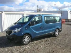 Renault Trafic L1H1 2,7t - 9Sitze -Navi-Klima-PDC - AHK ..