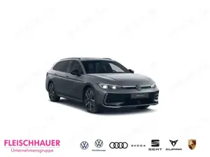 Volkswagen Passat R-Line 2.0 TDI DSG PANO HUD AHK 360°KAMERA