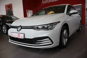 Volkswagen Golf VIII Limo Life 2.0TDI DSG,KameraNaviLED,1Hd