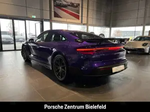 Porsche Taycan Turbo GT mit Weissach-Paket Purplesky LED Bild 3