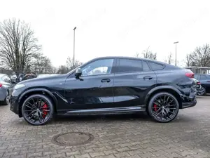 BMW X6 xDrive40d M Sport Pro Pano AHK ACC 360° 22"LM KFZ Bild 3
