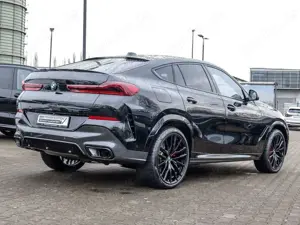 BMW X6 xDrive40d M Sport Pro Pano AHK ACC 360° 22"LM KFZ Bild 2