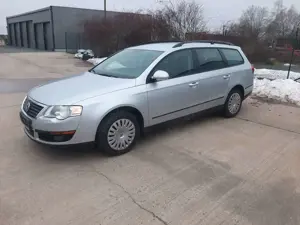 Volkswagen Passat 2.0 TDI DPF DSG Comfortline Bild 3