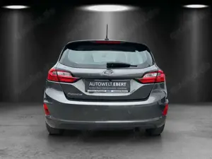 Ford Fiesta 1.1 CoolConnect LED/KAMERA/NAVI/SHZ/GRA/ Bild 4