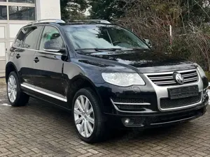 Volkswagen Touareg V10 TDI / R-Line / Vollausstattung / 2.Hand
