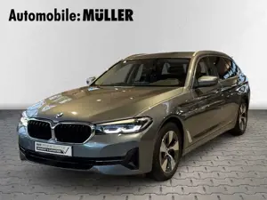 BMW 520 d xDrive Touring Park-Assistent Luftfederung Navi