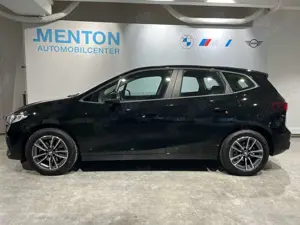 BMW 218 i LCPlus/LED/RFK/PDC/Shz Bild 2