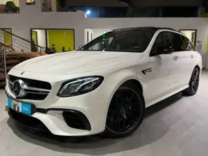 Mercedes-Benz E 63 AMG T-Modell 4Matic*Pano*Memory*Head-up*