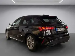 Audi A3 Sportback 35 2.0 TDI S tronic S line SONOS Bild 4