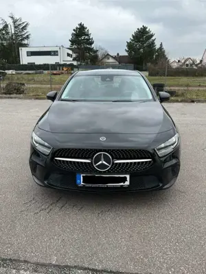 Mercedes-Benz A 180 d 7G-DCT
