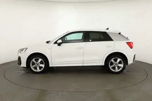 Audi Q2 35 TFSI s-tronic S-Line LED ACC Navi Kamera Bild 2