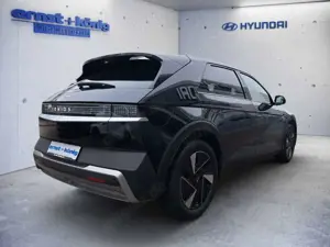 Hyundai IONIQ 5 84 kWh Centriq Bild 3