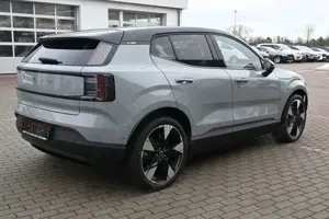 Volvo EX30 Twin Performance AWD Ultra*PANO*ACC*20" Bild 5