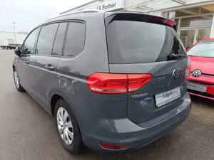 Volkswagen Touran 2.0 TDI United 7Sitzer Standh. ACC Rückf. Bild 2