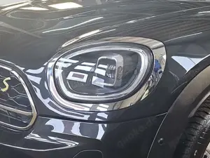 MINI Cooper SE Countryman Cooper SE ALL4 Panoramadach*HeadUp*Harman/Kardon*P Bild 5