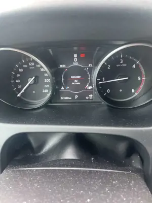 Land Rover Discovery Sport TD4 Aut. HSE Luxury Bild 4