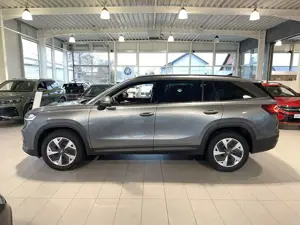 Skoda Kodiaq 2.0 TDI 4x4 Matrix Navi StaHZ 360° AHK Bild 2