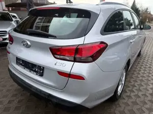 Hyundai i30 cw Style Bild 4