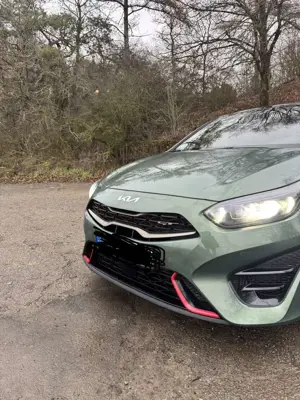 Kia Ceed / cee'd 1.6 T-GDI DCT7 OPF GT Bild 2