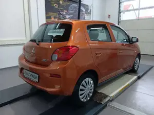 Mitsubishi Space Star Edition 100 1.0 MIVEC mit Winterrädern Bild 4