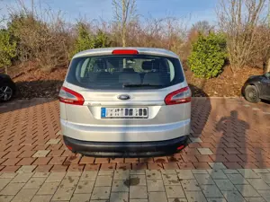 Ford S-Max S-Max 2.0 TDCi DPF Trend Bild 5