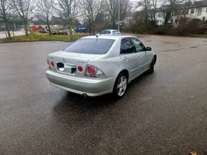 Lexus IS 200 Xenon, Service Neu, Tüv 02/2027