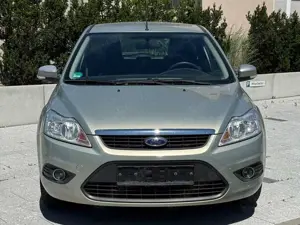 Ford Focus 1,6 Style + VOLL SERVICEHEFT inkl. Zahnriemenwechsel Bild 4