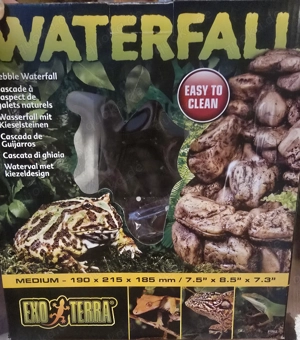 Reptilien Wasserfall neu