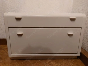 Kleiner weißer Schrank mit 2 Schubladen   Firma Hülsta