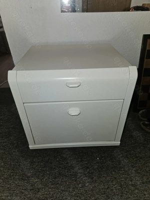 Schränkchen weiß - Firma Hülsta