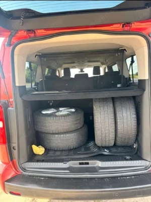 Toyota Proace (Verso) 2,0-l-D-4D 130kW L2 Executive Bild 3