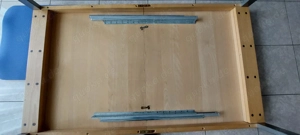 Massivholztisch mit Echtholzfurnier, Erle mit Metallbeinen  Bild 5