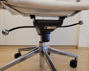 2x Designer Büro-Drehstühle   Chefsessel mit hoher Lehne von Sitland aus weißem Leder, Chrom-Gestell Bild 8