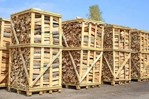 Premium-Brennholz Eiche, Buche, Hainbuche, Birke und Esche    2 bis 4 Jahre natürlich getrocknet    