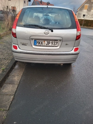 Nissan Almera tino  Bild 5