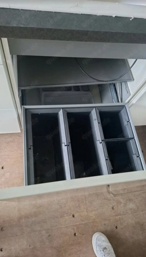 Nolte Einbauküche in Weiß Hochglanz inklusive Elektrogeräten Bild 10